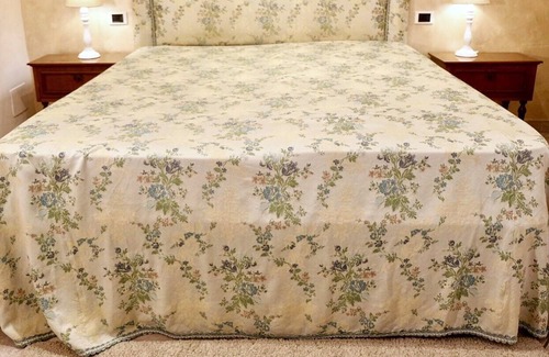 Sulmona House | Independent House Lady's Home