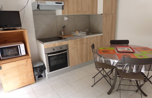 Restinclieres House | Independent maisonette rental for 2 people with private garden and swimming pool