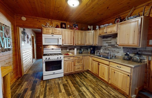 Powderhorn House | Indian Creek Lodge - Powderhorn