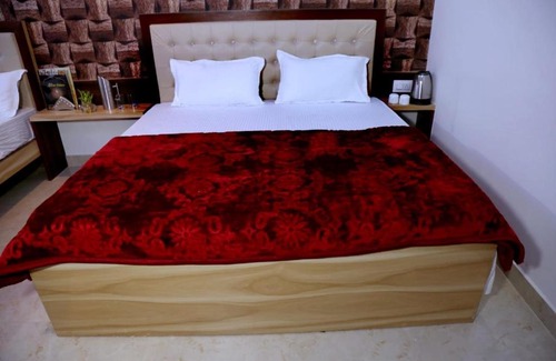 Taj Ganj Bed & Breakfast | Indiana Homestay
