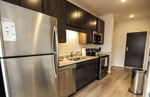 Richfield Apartment | Indigo Suite: 10 Mins to MSP/MOA, Queen Bed, Free assigned parking