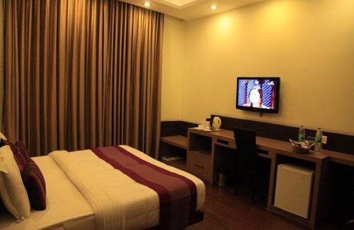 DLF City House | Indiyaah Inn