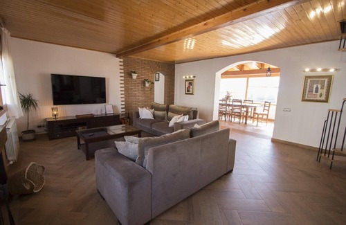 Subirats Villa | Indoor AND outdoor pools, Sauna, Gym, Games Area