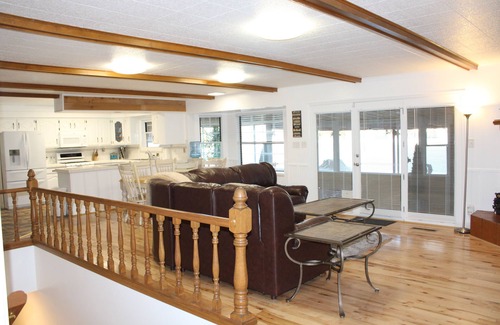 South Jordan House | Indoor Pool , Hot Tub, Game Room & Gym