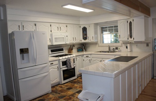 South Jordan House | Indoor Pool , Hot Tub, Game Room & Gym