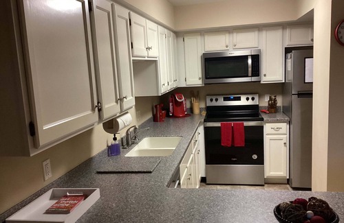 Osage Beach Condo | Indoor Pool/Hot Tub-Lake front at the Knolls 1 bed/1 bath Condo in RedHead Cove