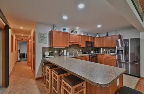 Gouldsboro House | Indoor Pool/HotTubnGameRoom/Ski Resortsn4BR #1 Community in the Heart of Poconos