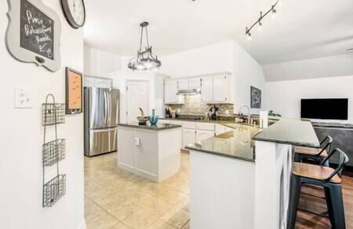 Mesquite House | Indulge in comfort with unexpected conveniences