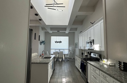 Rio Rancho House | Indulge in Pure Luxury: Poolside Paradise Awaits