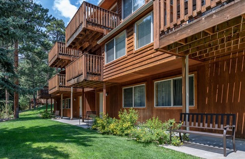 Estes Park Condo | Indulge in the unparalleled comfort of the Riverview Suite End Unit.