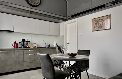 Zagreb Apartment | Industrial apartment in the city centre