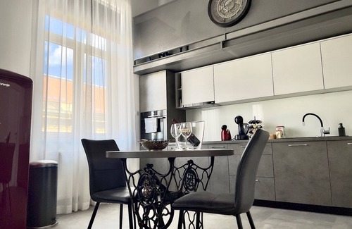 Zagreb Apartment | Industrial apartment in the city centre