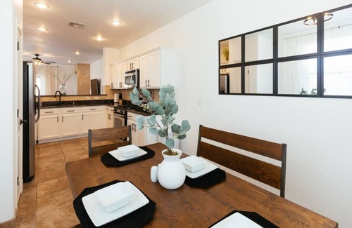 Biggs Field House | Industrial Desert Oasis 3 BDR Home