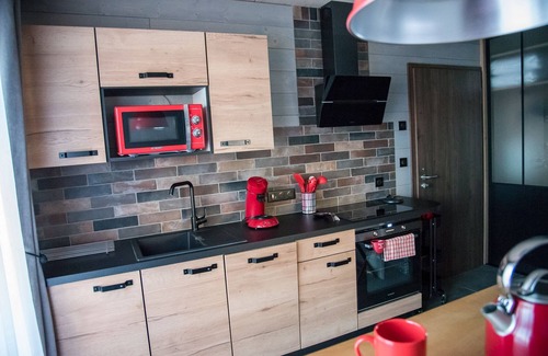 Les Fourgs Apartment | INDUSTRIEL .