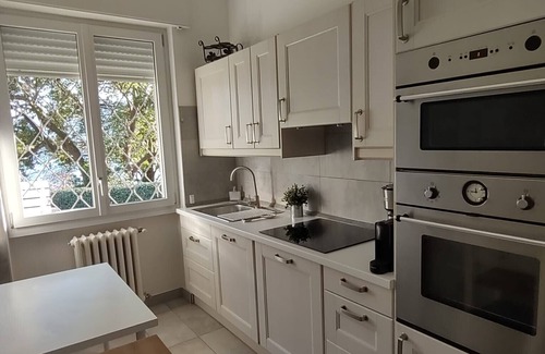 Suna Apartment | Ines apartment in villa with garden and small pool