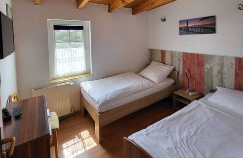 Biederitz Apartment | Inexpensive apartment for fitters near Magdeburg