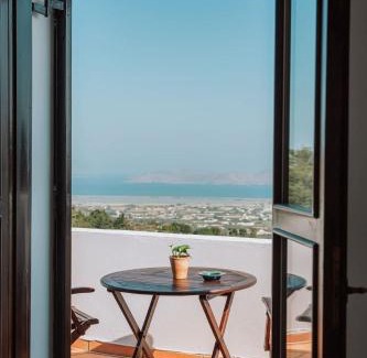 Lagoudi Zia Apartment | Infinity I - Stylish Apartment with Views