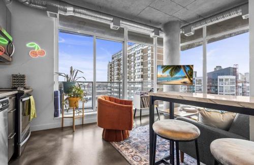 East Village Apartment | InfinityNest Chic downtown escape stunning views