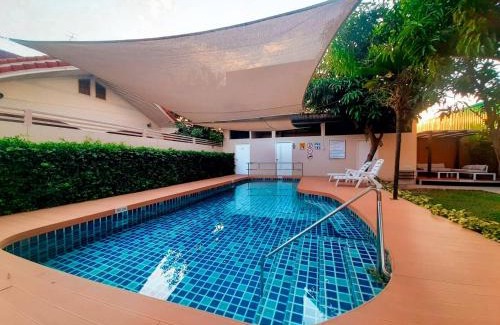 Rangsit Hotel | Ingnaam Hotel