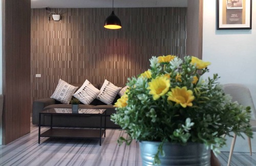 Rangsit Hotel | Ingnaam Hotel