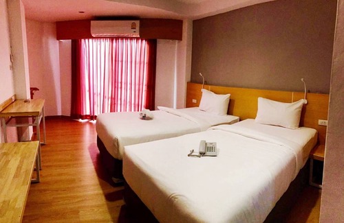 Rangsit Hotel | Ingnaam Hotel