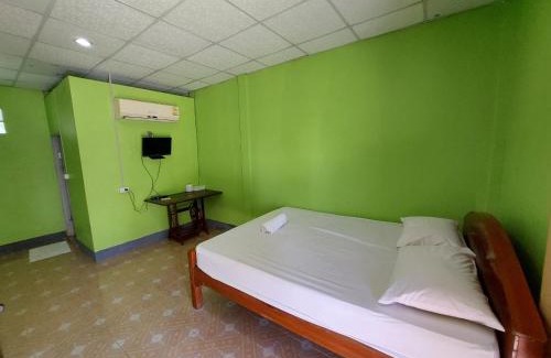 Phrom Buri Hotel | IngTawan Resort อิงตะวัน รีสอร์ท