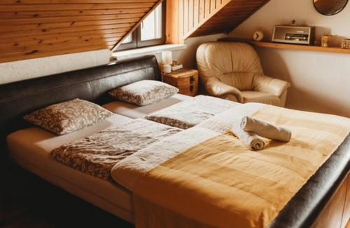 Somloszolos House | Inhauser Pincészet&Guesthouse&Restaurant