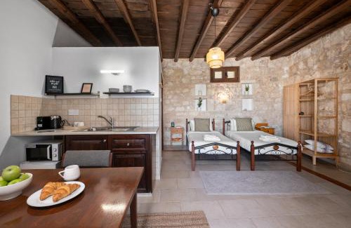 Ineia Apartment | Inia Lara Suites by Nomads