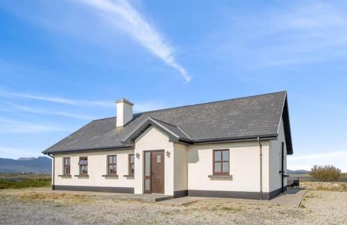 Connemara House | Inishnee Haven
