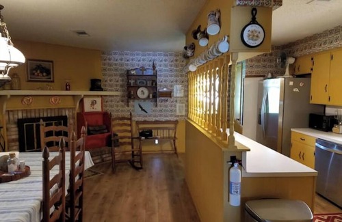 Buchanan Dam House | Inks Lake Vacation Home with wonderful water location. Beach & dock.