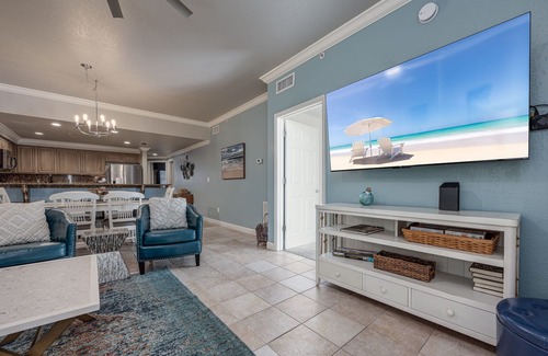 Clipper Cove Condo | Inn at Crystal Beach 608A by Salt Water Vacations