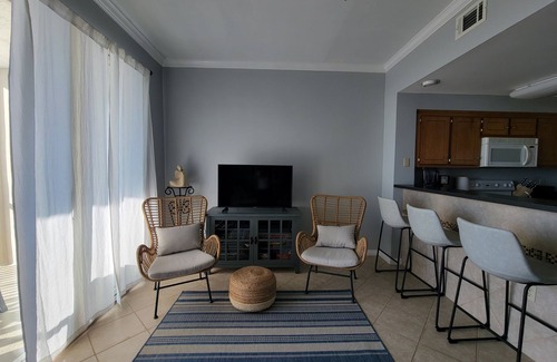 Dauphin Island Condo | Inn at Dauphin Island 306 Efficient 1BR sleeps 6 with Beautiful Views!