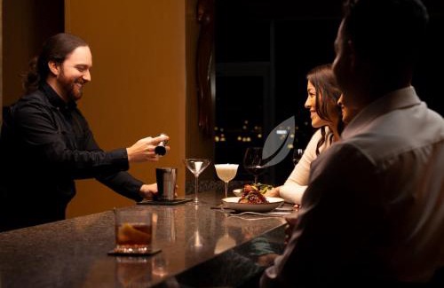 Inner Harbour Hotel | Inn at Laurel Point