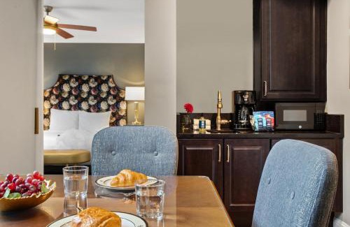 Fillmore District Resort | Inn at the Opera