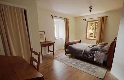 Rawdon House | Inn for events 16 places private lake!