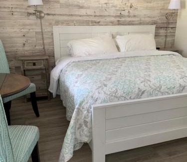 East Kootenay Hotel | Inn on Canyon