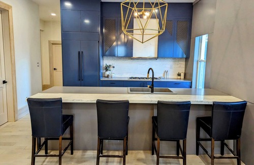 South Main Street Apartment | Inn on Main - Modern 1st Floor Apartment in the heart of Downtown Geneva