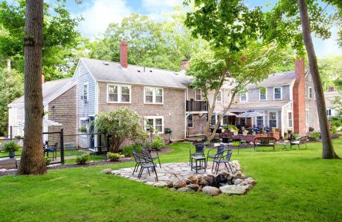 Yarmouth Port Bed & Breakfast | Inn On Main