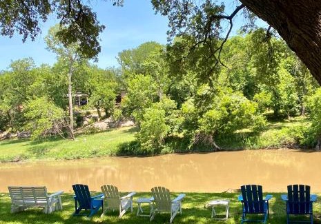Glen Rose Hotel | Inn On The River
