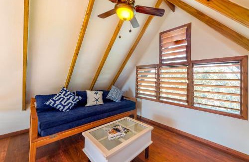 Surfside House | Inn The Trees Cabañas