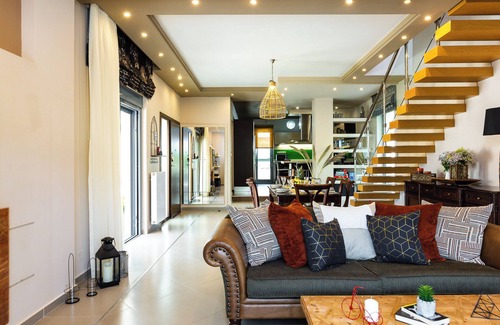 Asteri Villa | Inn Villa - Pool, BBQ, Playground & Close to Beach, Car-free holiday