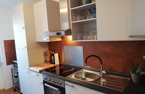 Koblenz Apartment | innenstadtnahe Ferienwohnung mit Tiefgarage und Balkon
