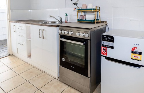 Innisfail Hotel | Innisfail Riverfront Motel
