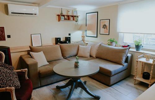 Xanthi Apartment | INOHO Moka Maisonette