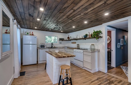 Sackets Harbor Other | Insta-worthy, 3BR/2BA farmhouse w/wood stove in tranquil setting