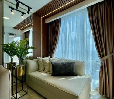 Kesawan Apartment | Insta-worthy staycation at 2BR luxury Apt - Podomoro Empire Tower