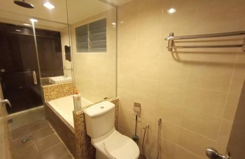 Lumut Apartment | InstaStay Room Unit Marina Island Teluk Batik - 1 Bedroom Queen Bed & 2 Single Bed