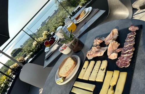 Moniga del Garda Bed & Breakfast | INSULA FELIX Bed&Breakfast
