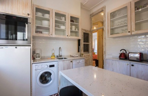 Lisbon Old Town Apartment | INTENDENT GALLERY, This new, nice, modern and confortable apartment