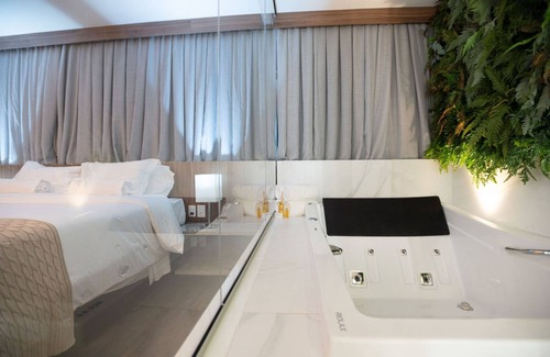 Cabana do Pai Tomas Hotel | Intercity BH Expo